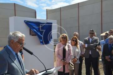 Descubrimiento de la placa de la calle que lleva el nombre de Sebastián Grisaleña (Foto TA)